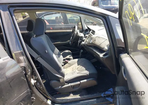 2011 Honda Fit Sport z USA, uszkodzony, nr VIN JHMGE8H67BS009372